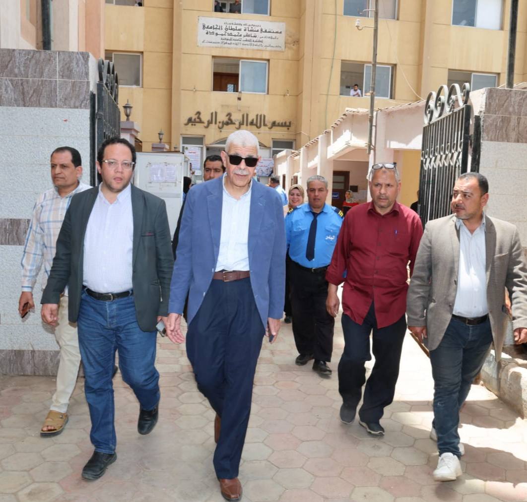 رئيس جامعة المنوفية يتفقد مستشفى منشأة سلطان الجامعي لمتابعة انتظام العمل وجودة الخدمات الطبية